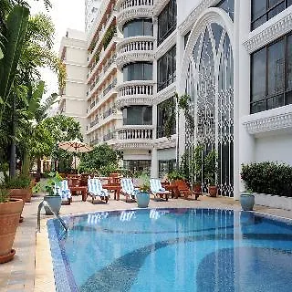 Mercure Sukhumvit 11 Hotell 4*