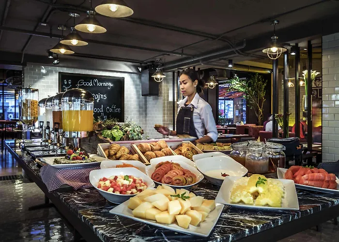 Mercure Sukhumvit 11 Hotel