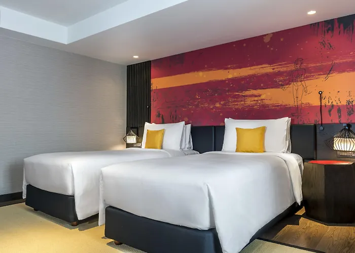 Mercure Sukhumvit 11 Hotel 4*