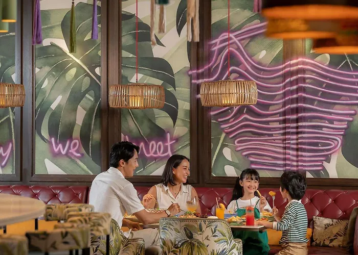 Mercure Sukhumvit 11 Hotel 4*